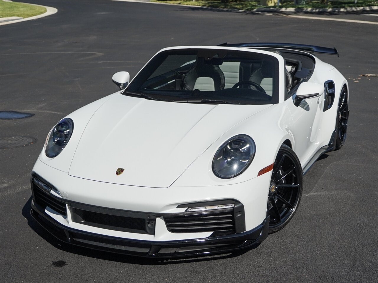 2022 Porsche 911 Turbo S Cabriolet   - Photo 6 - Bonita Springs, FL 34134