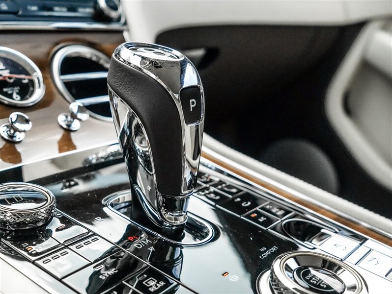 2021 Bentley Continental GT V8   - Photo 18 - Bonita Springs, FL 34134