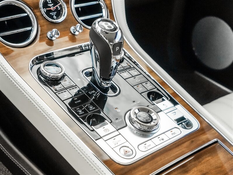 2021 Bentley Continental GT V8   - Photo 17 - Bonita Springs, FL 34134