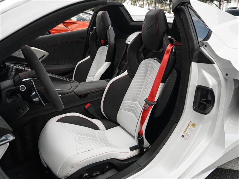 2023 Chevrolet Corvette Stingray 70th Anniversary - Photo 21 - Bonita Springs, FL 34134