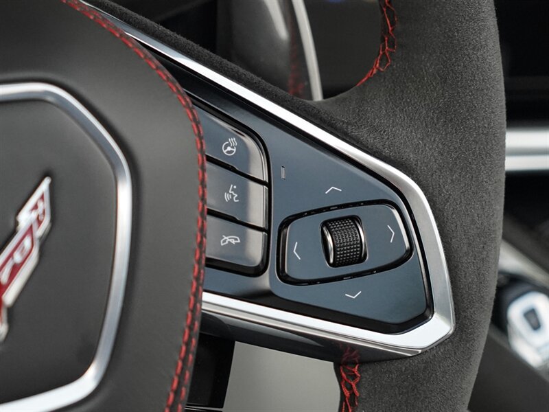 2023 Chevrolet Corvette Stingray 70th Anniversary - Photo 30 - Bonita Springs, FL 34134