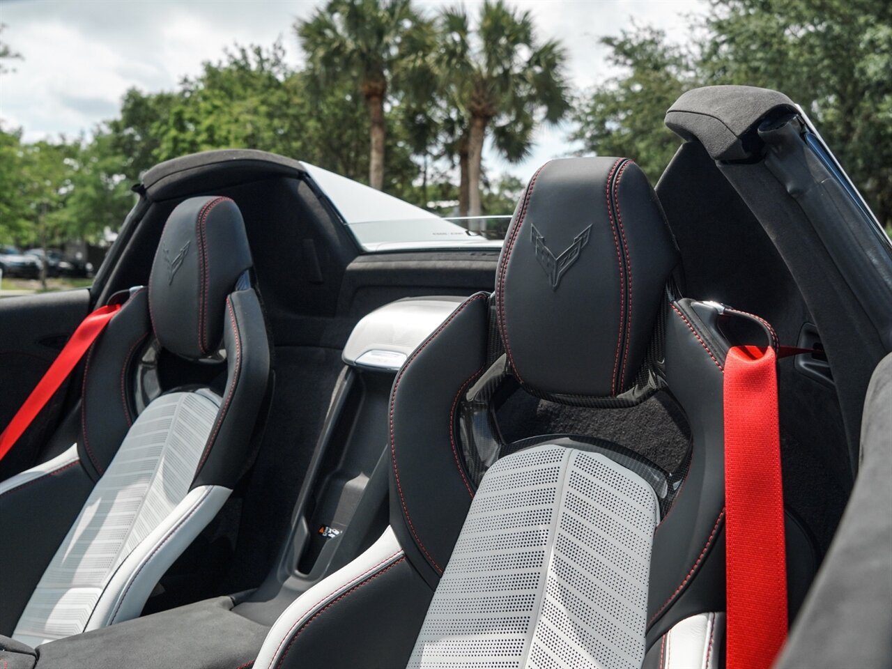 2023 Chevrolet Corvette Stingray  70th Anniversary - Photo 8 - Bonita Springs, FL 34134