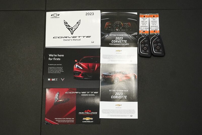 2023 Chevrolet Corvette Stingray 70th Anniversary - Photo 5 - Bonita Springs, FL 34134