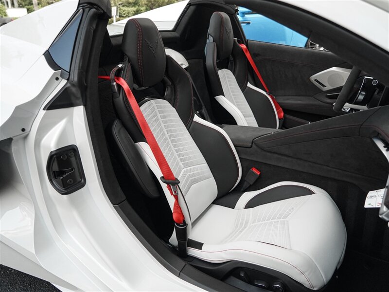 2023 Chevrolet Corvette Stingray 70th Anniversary - Photo 31 - Bonita Springs, FL 34134