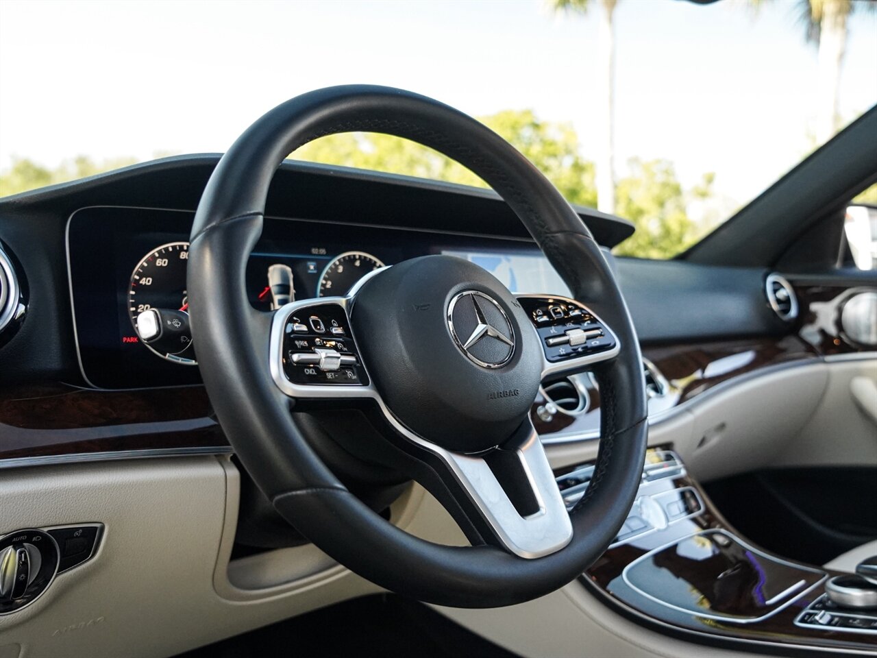 2019 Mercedes-Benz E 300   - Photo 13 - Bonita Springs, FL 34134