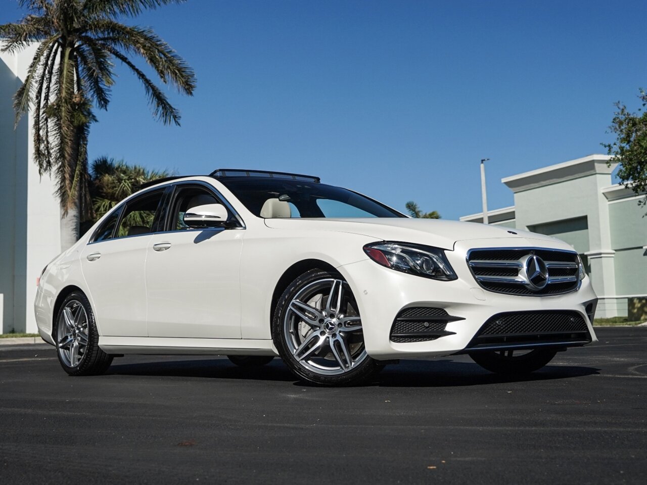 2019 Mercedes-Benz E 300   - Photo 73 - Bonita Springs, FL 34134