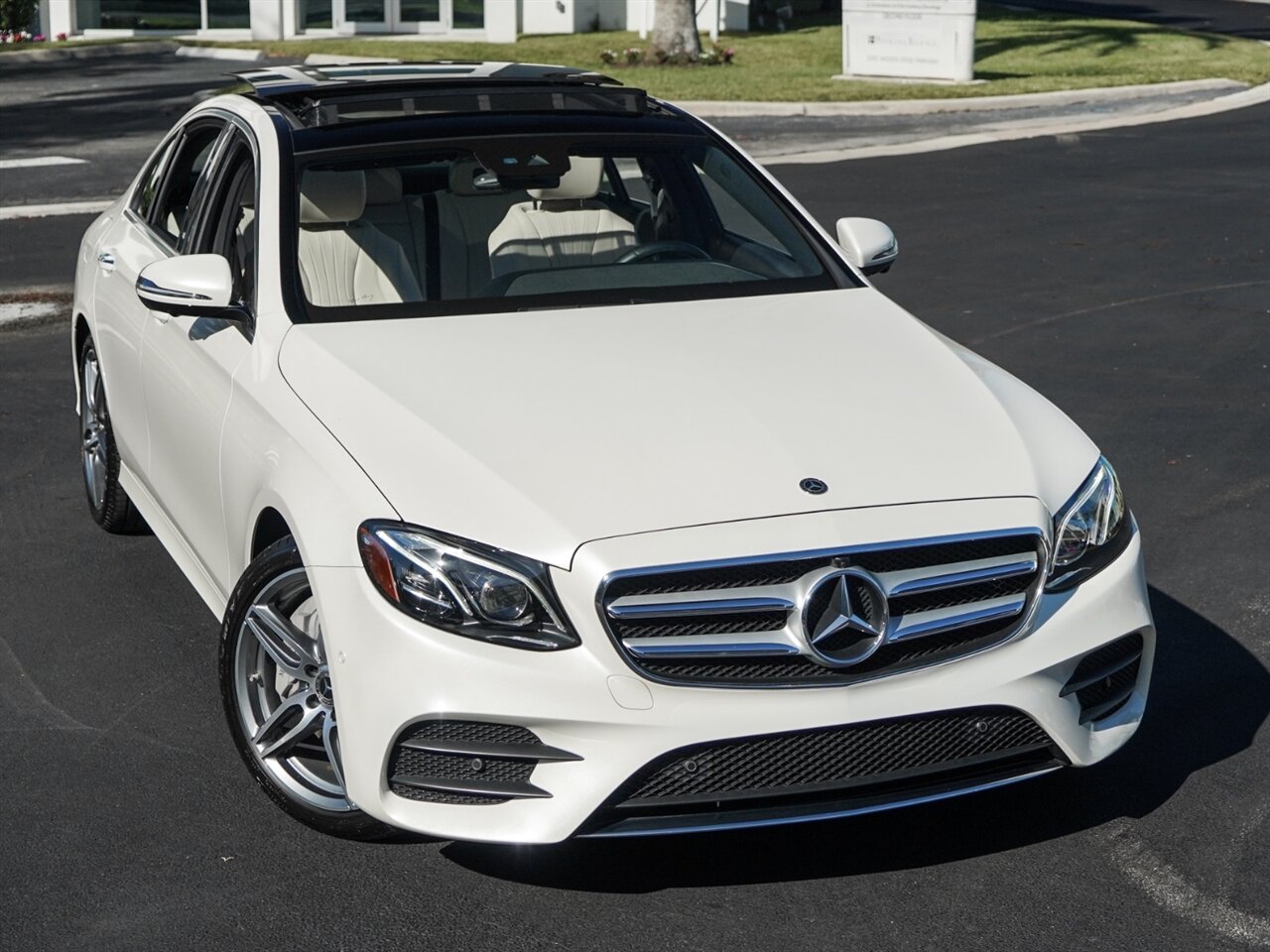 2019 Mercedes-Benz E 300   - Photo 69 - Bonita Springs, FL 34134