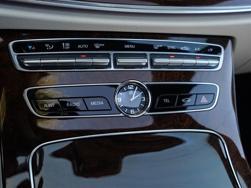 2019 Mercedes-Benz E 300 - Photo 18 - Bonita Springs, FL 34134