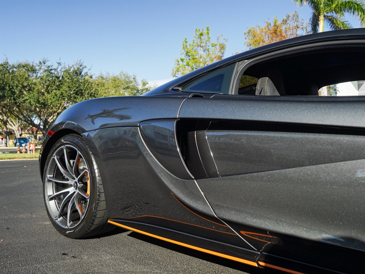 2019 McLaren 570GT   - Photo 63 - Bonita Springs, FL 34134