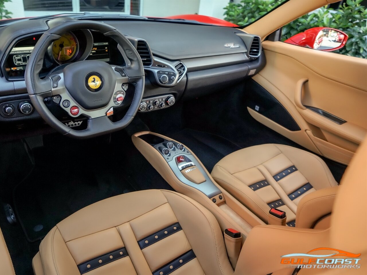 2010 Ferrari 458 Italia Base photo 2