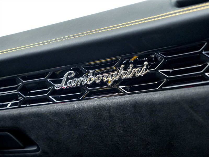 2021 Lamborghini Huracan LP 610-4 EVO Spyder - Photo 28 - Bonita Springs, FL 34134
