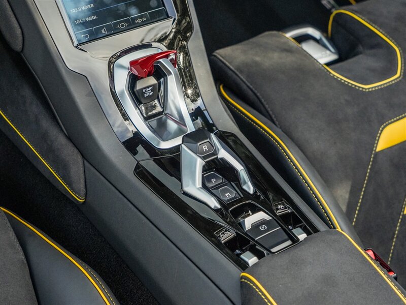 2021 Lamborghini Huracan LP 610-4 EVO Spyder - Photo 16 - Bonita Springs, FL 34134