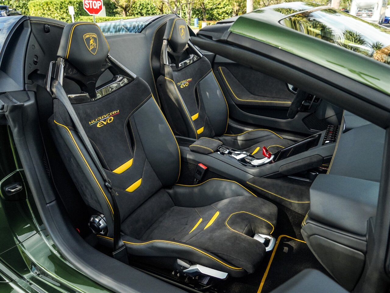 2021 Lamborghini Huracan LP 610-4 EVO Spyder   - Photo 26 - Bonita Springs, FL 34134