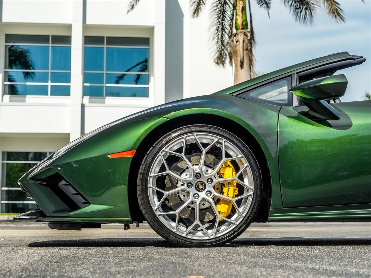 2021 Lamborghini Huracan LP 610-4 EVO Spyder   - Photo 32 - Bonita Springs, FL 34134