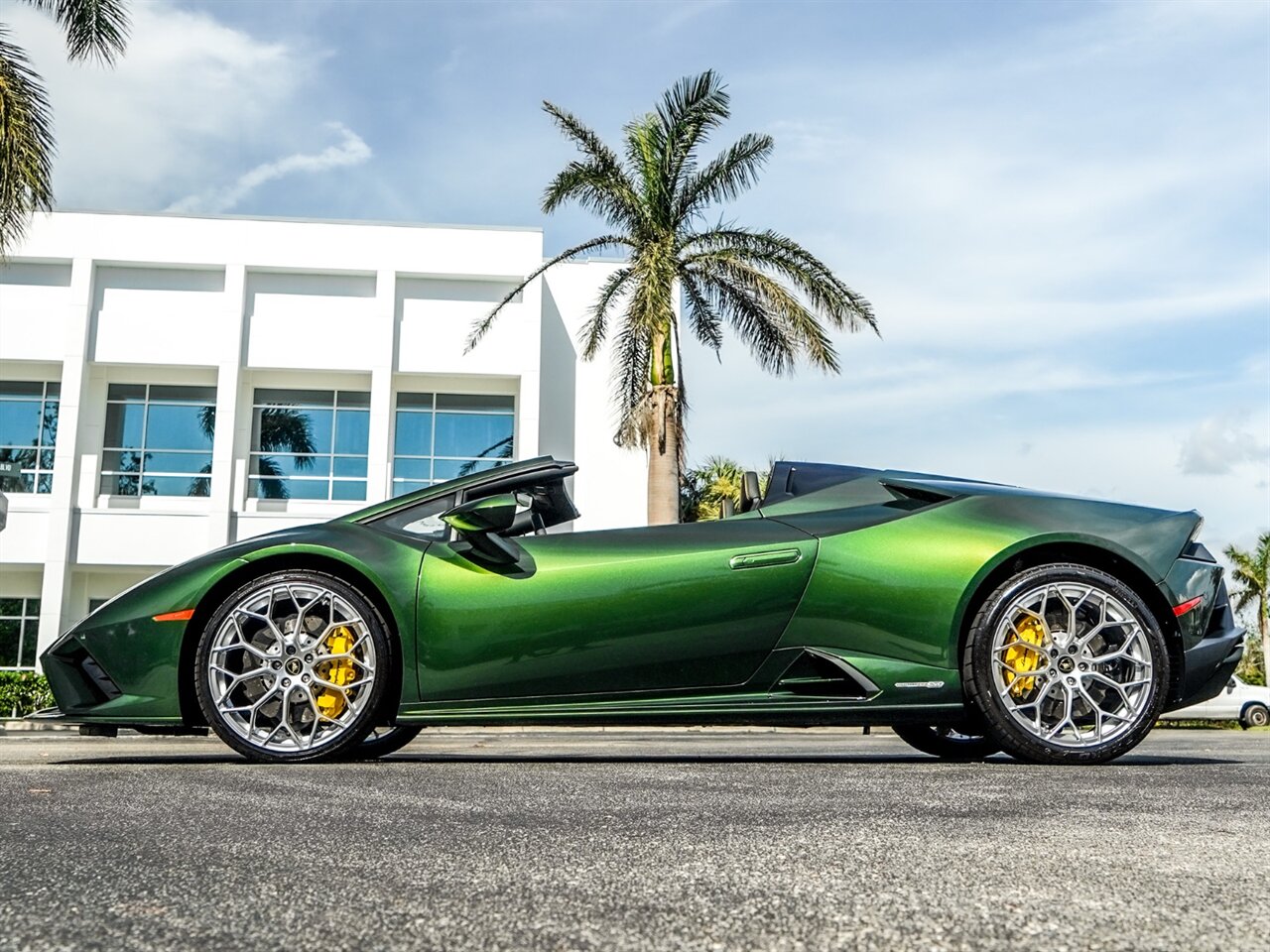 2021 Lamborghini Huracan LP 610-4 EVO Spyder   - Photo 31 - Bonita Springs, FL 34134