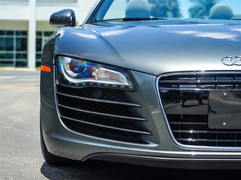 2011 Audi R8 4.2 quattro Spyder   - Photo 6 - Bonita Springs, FL 34134