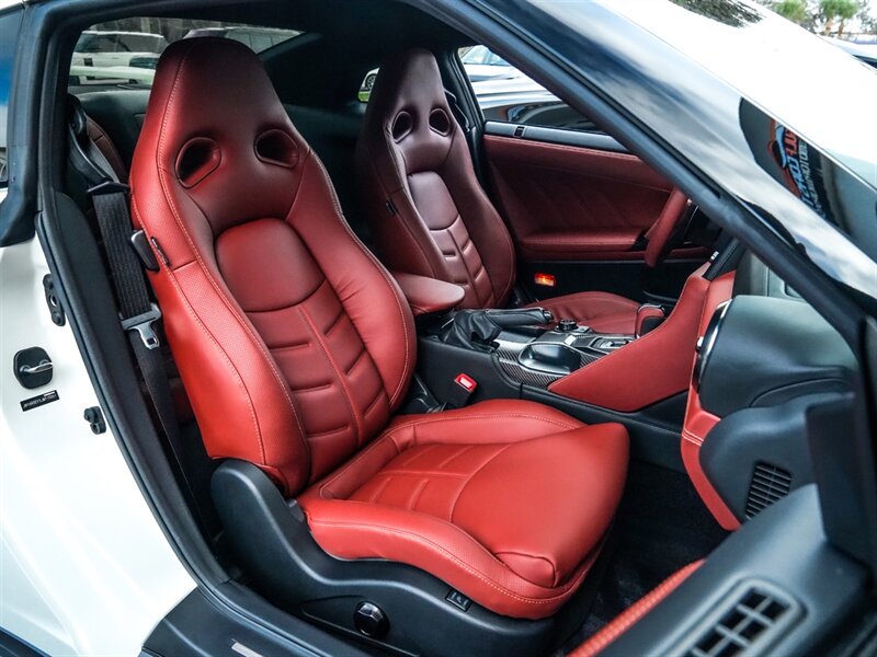 2018 Nissan GT-R Premium   - Photo 29 - Bonita Springs, FL 34134