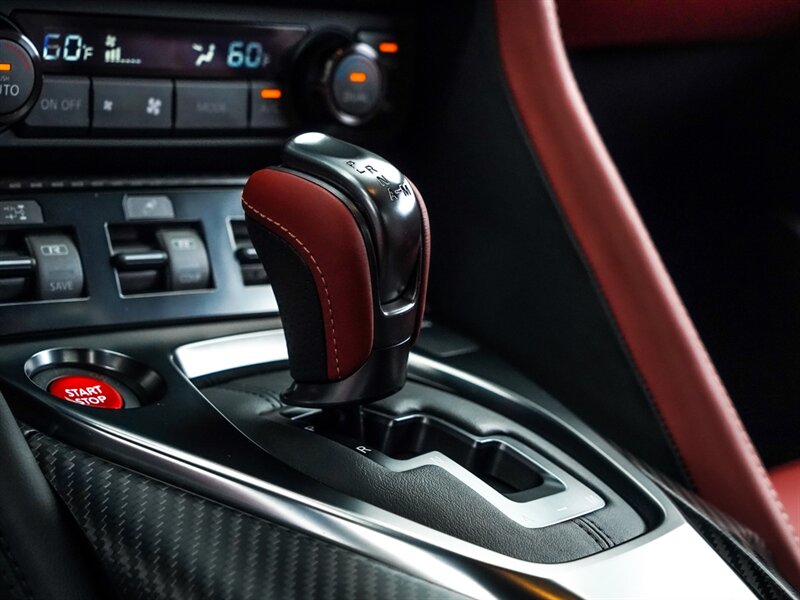 2018 Nissan GT-R Premium   - Photo 16 - Bonita Springs, FL 34134