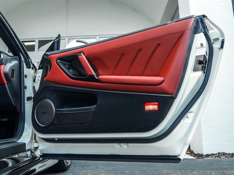 2018 Nissan GT-R Premium   - Photo 25 - Bonita Springs, FL 34134