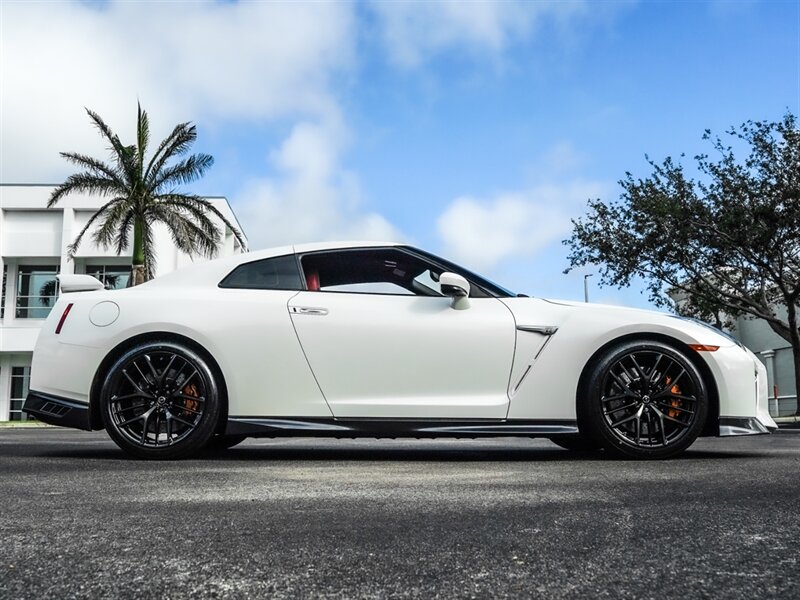2018 Nissan GT-R Premium   - Photo 54 - Bonita Springs, FL 34134