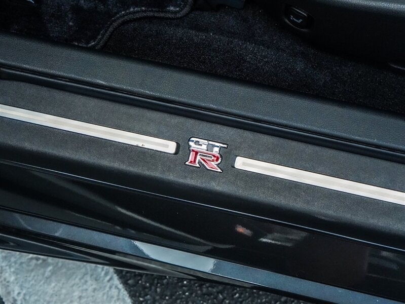 2018 Nissan GT-R Premium   - Photo 24 - Bonita Springs, FL 34134