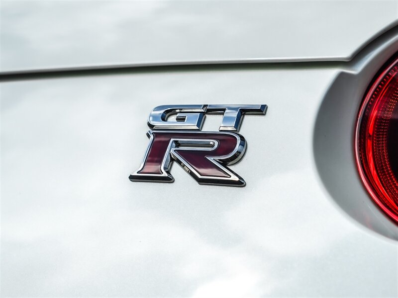 2018 Nissan GT-R Premium   - Photo 47 - Bonita Springs, FL 34134