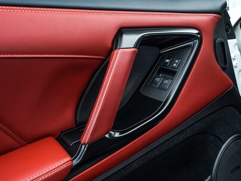 2018 Nissan GT-R Premium   - Photo 22 - Bonita Springs, FL 34134
