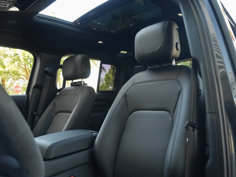 2023 Land Rover Defender 110 V8 Carpathian Edition - Photo 23 - Bonita Springs, FL 34134