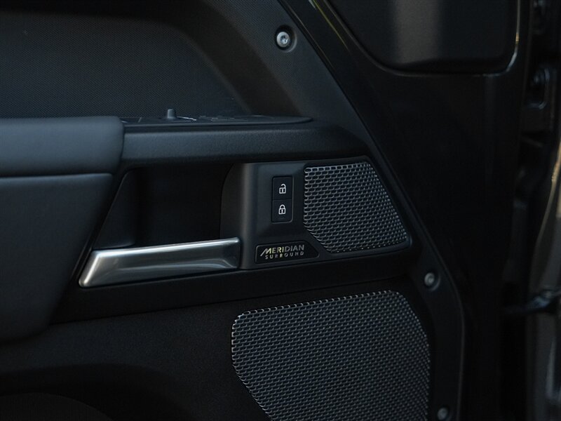 2023 Land Rover Defender 110 V8 Carpathian Edition - Photo 27 - Bonita Springs, FL 34134
