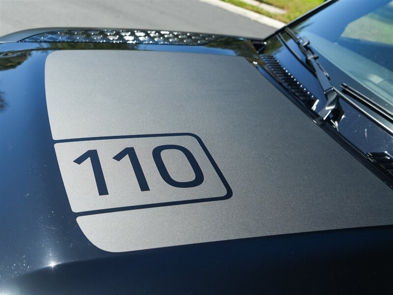 2023 Land Rover Defender 110 V8 Carpathian Edition - Photo 8 - Bonita Springs, FL 34134