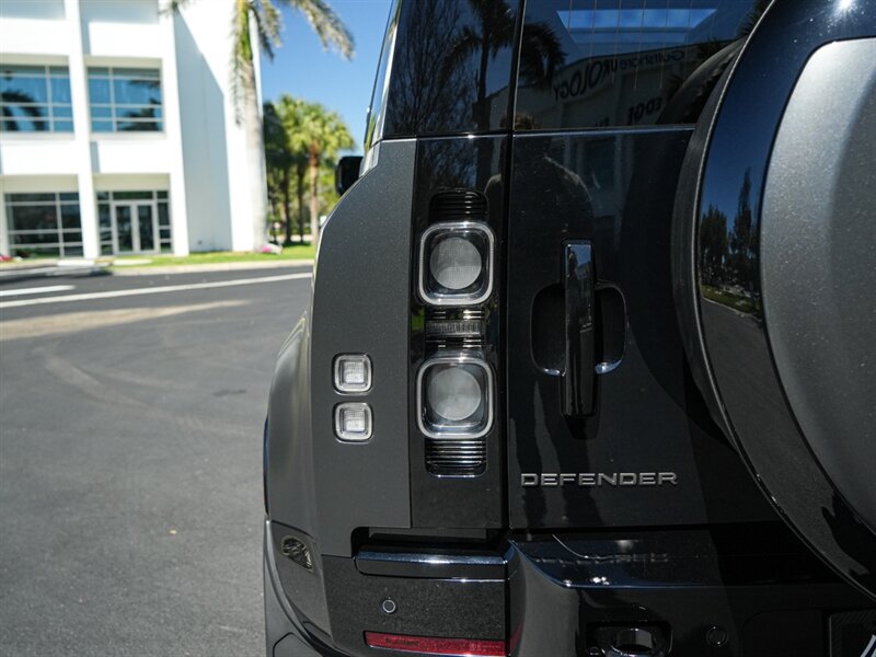 2023 Land Rover Defender 110 V8 Carpathian Edition - Photo 57 - Bonita Springs, FL 34134