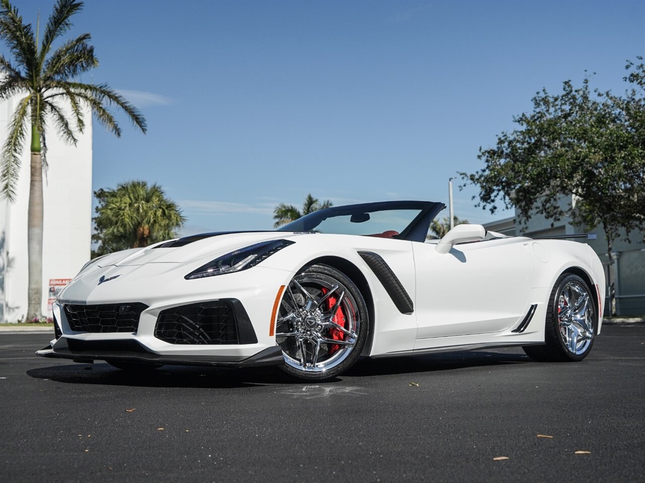 2019 Chevrolet Corvette ZR1   - Photo 14 - Bonita Springs, FL 34134