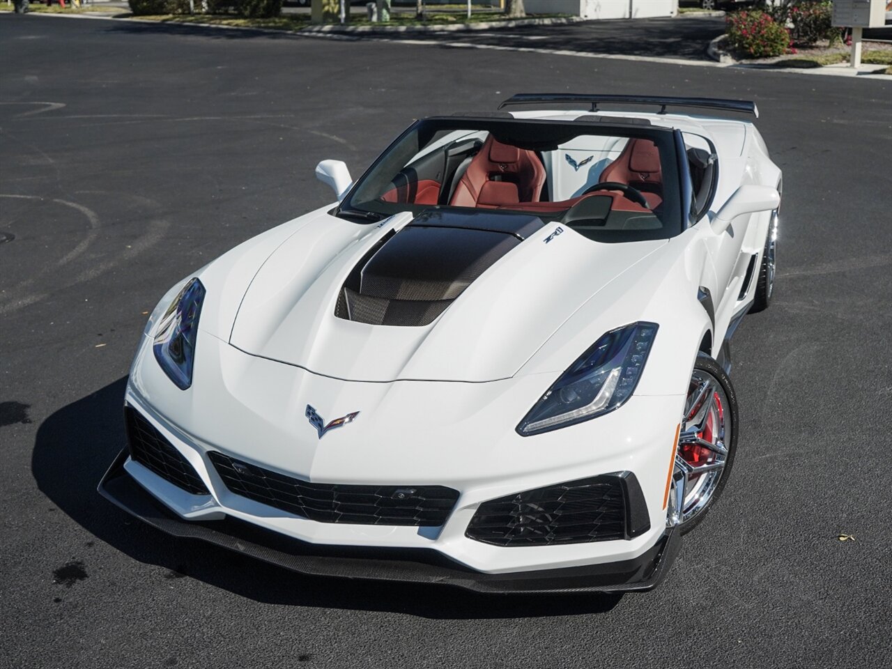 2019 Chevrolet Corvette ZR1   - Photo 11 - Bonita Springs, FL 34134