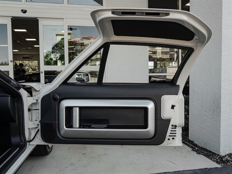 2005 Ford GT - Photo 39 - Bonita Springs, FL 34134