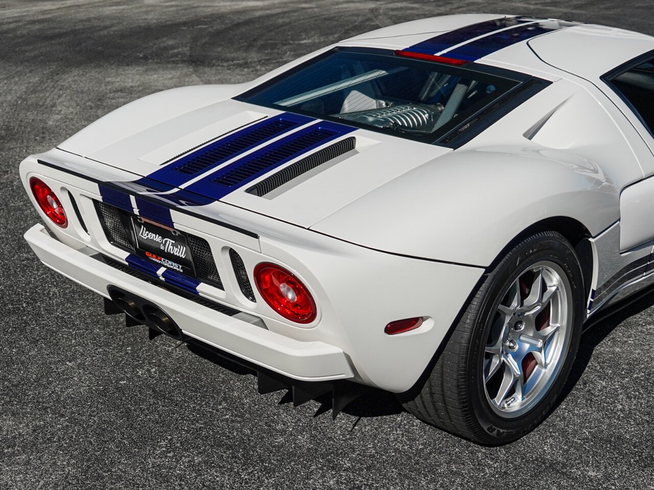 2005 Ford GT   - Photo 69 - Bonita Springs, FL 34134