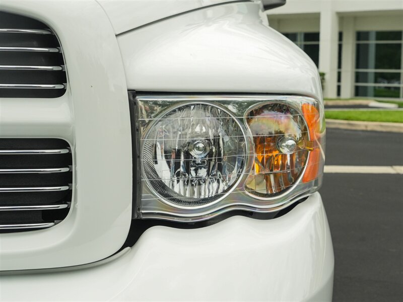 2005 Dodge Ram 1500 SRT-10 2dr Regular Cab   - Photo 3 - Bonita Springs, FL 34134