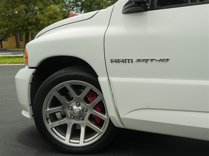 2005 Dodge Ram 1500 SRT-10 2dr Regular Cab   - Photo 45 - Bonita Springs, FL 34134