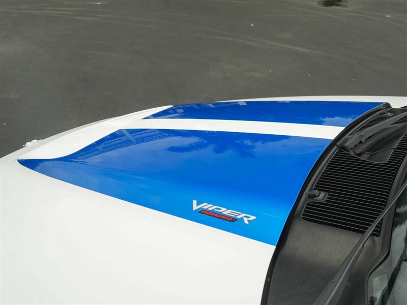 2005 Dodge Ram 1500 SRT-10 2dr Regular Cab   - Photo 5 - Bonita Springs, FL 34134