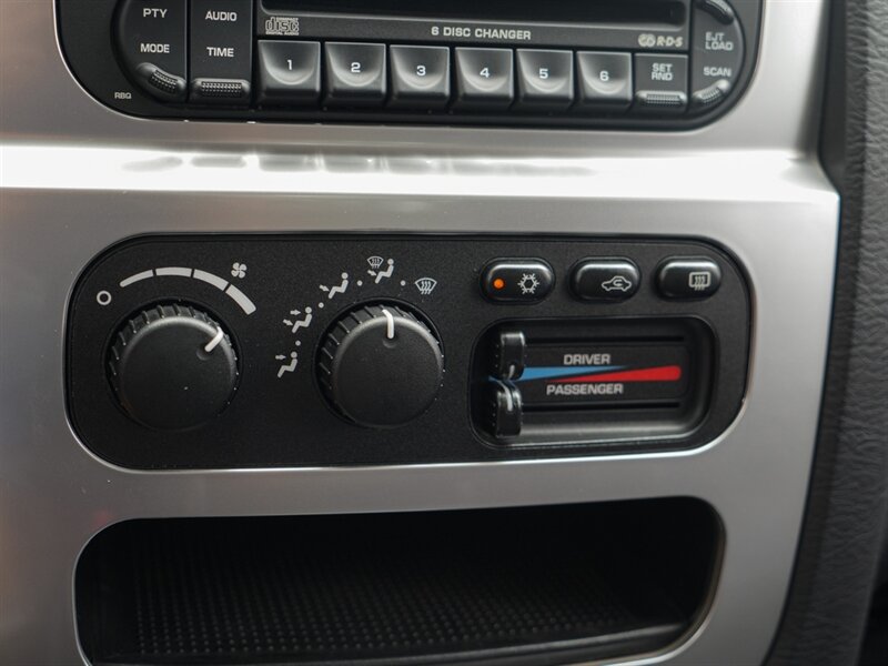 2005 Dodge Ram 1500 SRT-10 2dr Regular Cab   - Photo 16 - Bonita Springs, FL 34134