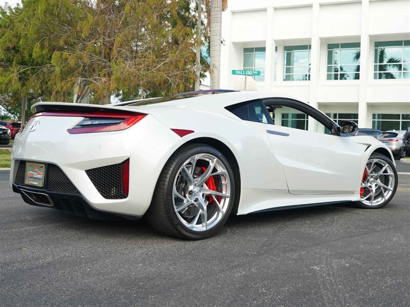 2017 Acura NSX SH-AWD Sport Hybrid - Photo 9 - Bonita Springs, FL 34134