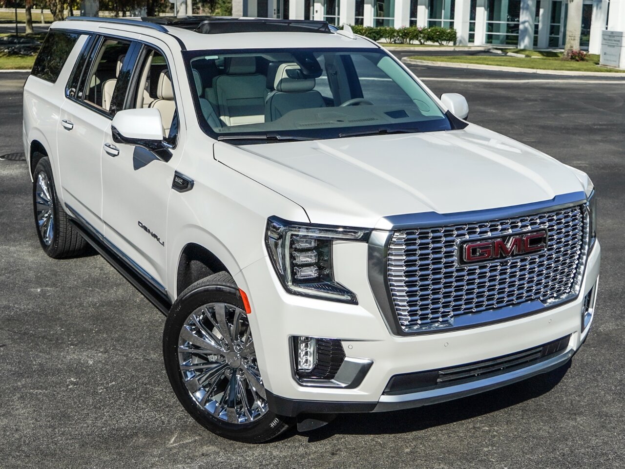 2021 GMC Yukon XL Denali   - Photo 46 - Bonita Springs, FL 34134