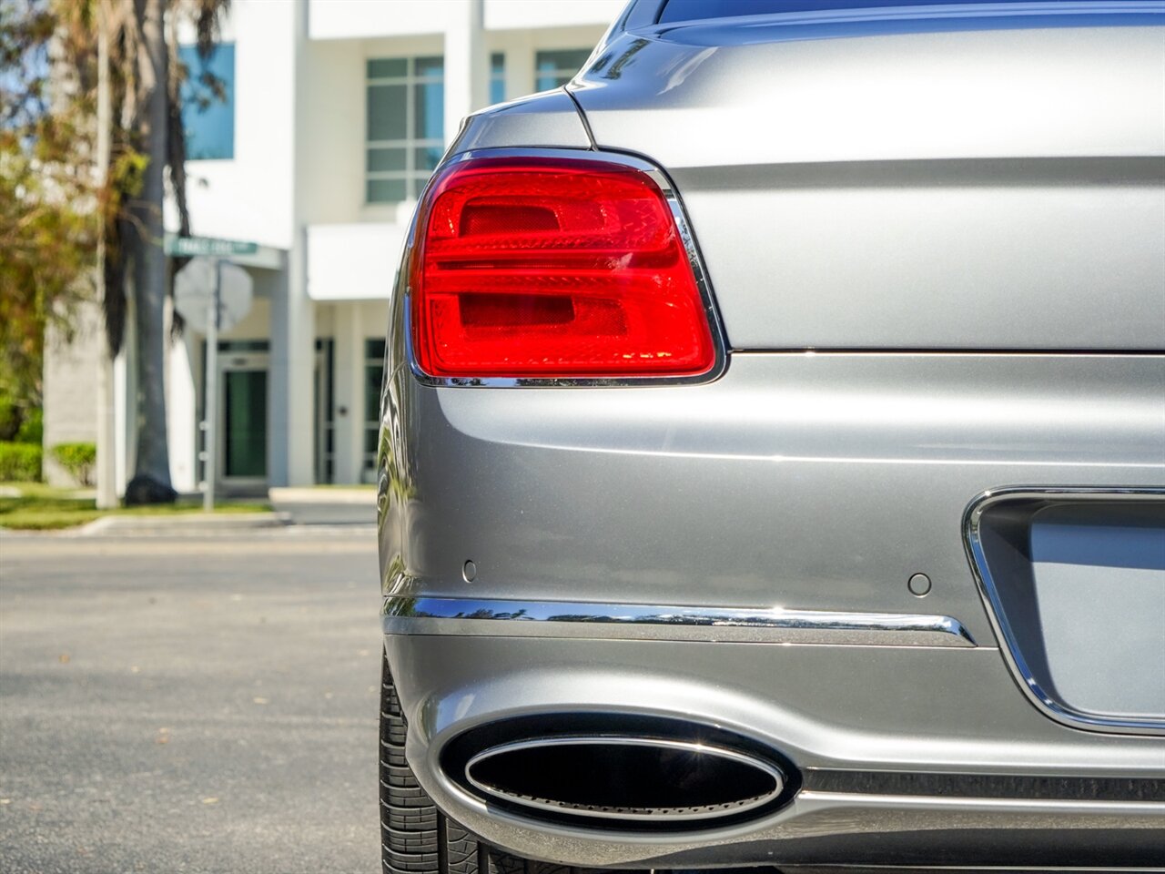 2021 Bentley Flying Spur W12   - Photo 40 - Bonita Springs, FL 34134