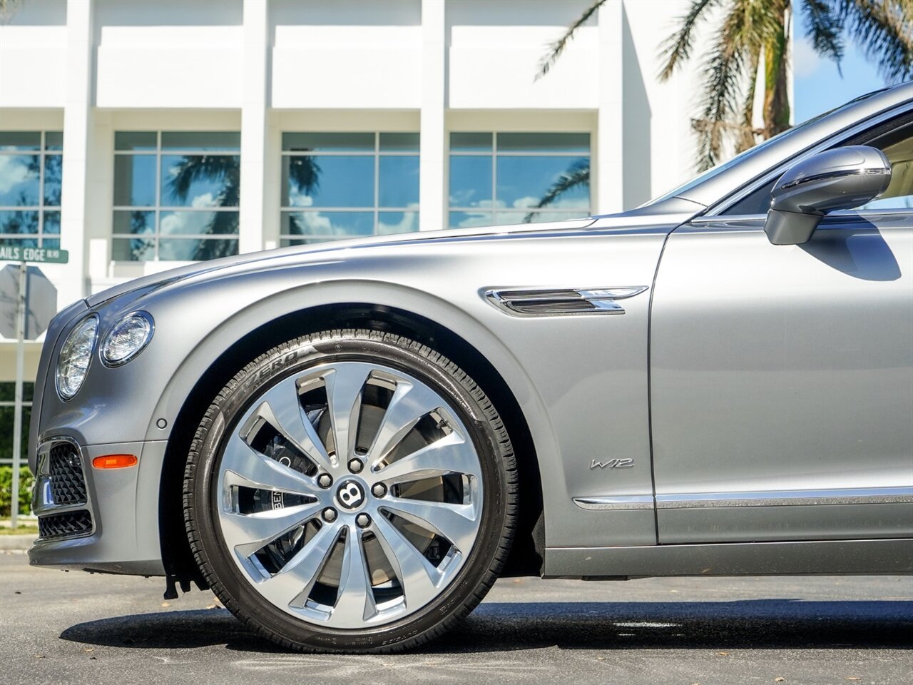 2021 Bentley Flying Spur W12   - Photo 34 - Bonita Springs, FL 34134