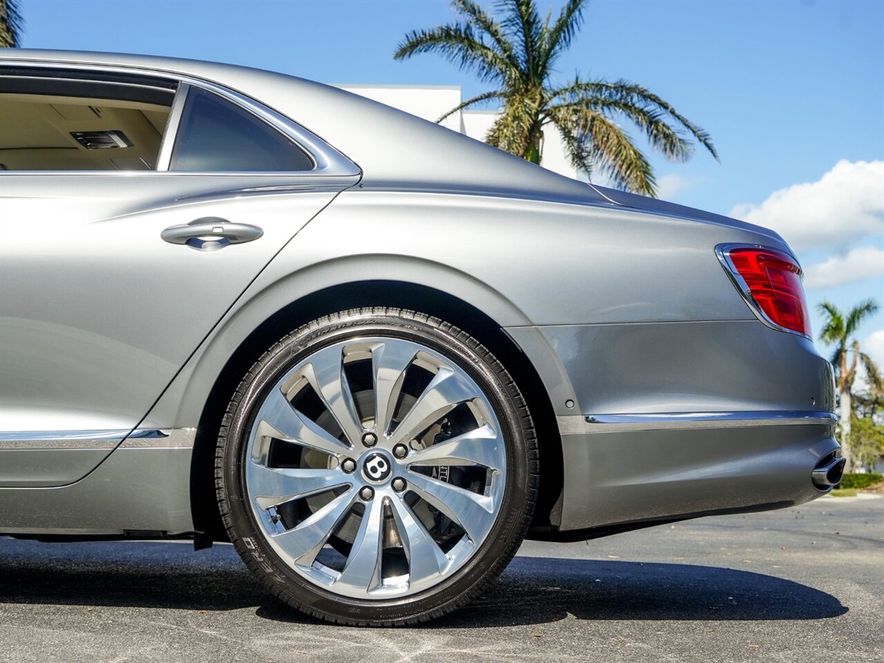 2021 Bentley Flying Spur W12   - Photo 36 - Bonita Springs, FL 34134