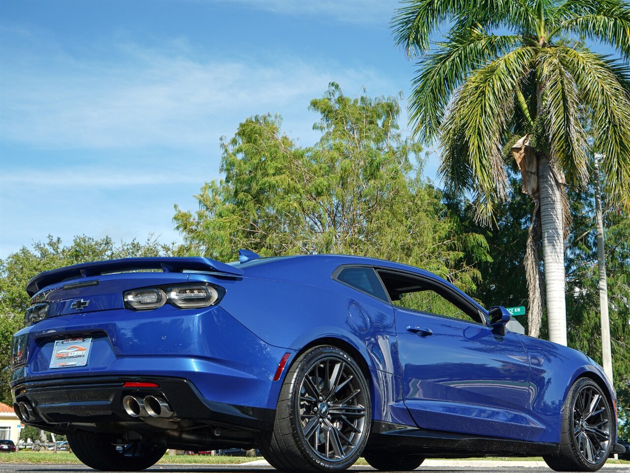 2019 Chevrolet Camaro ZL1   - Photo 23 - Bonita Springs, FL 34134