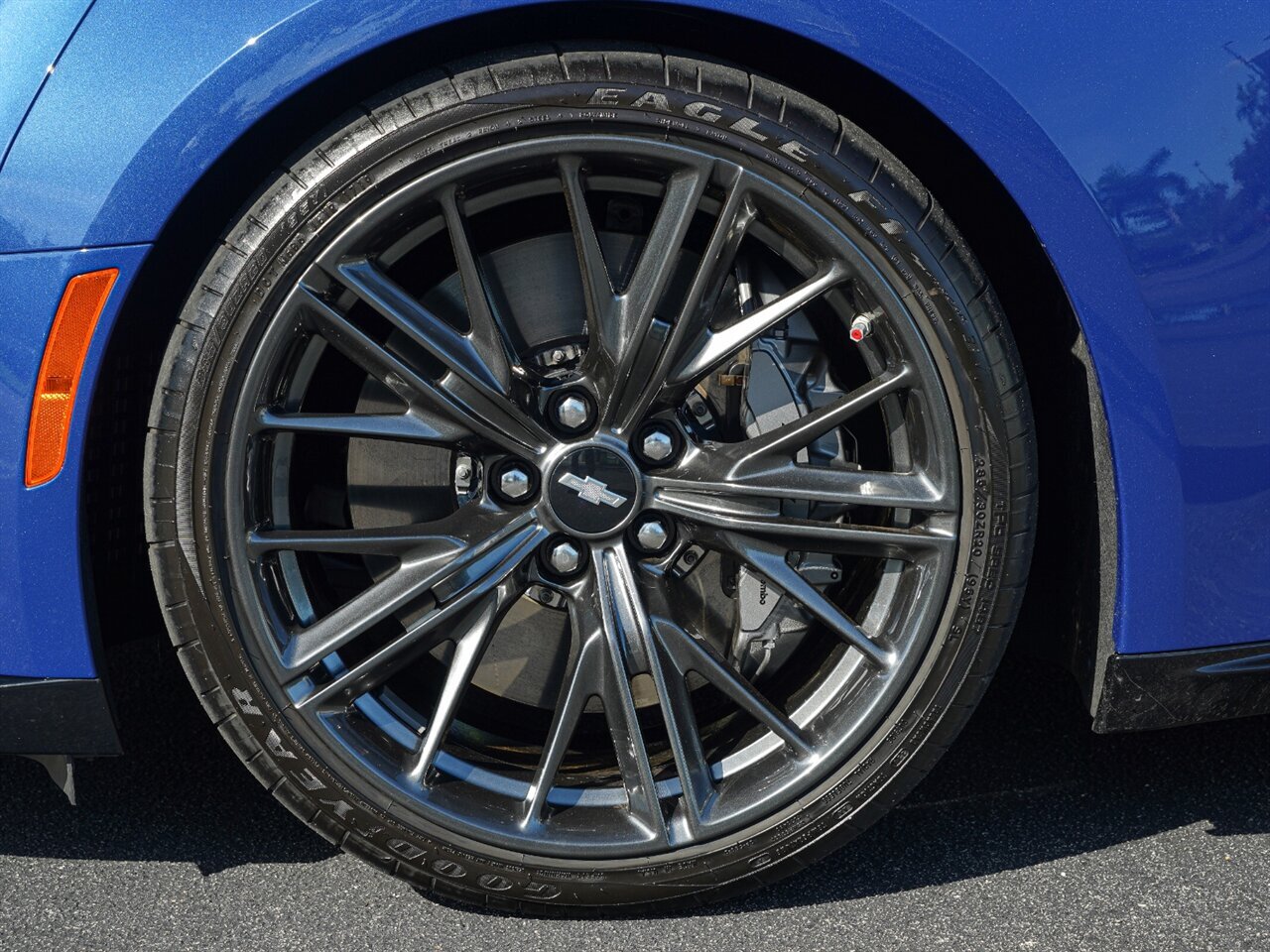 2019 Chevrolet Camaro ZL1   - Photo 8 - Bonita Springs, FL 34134