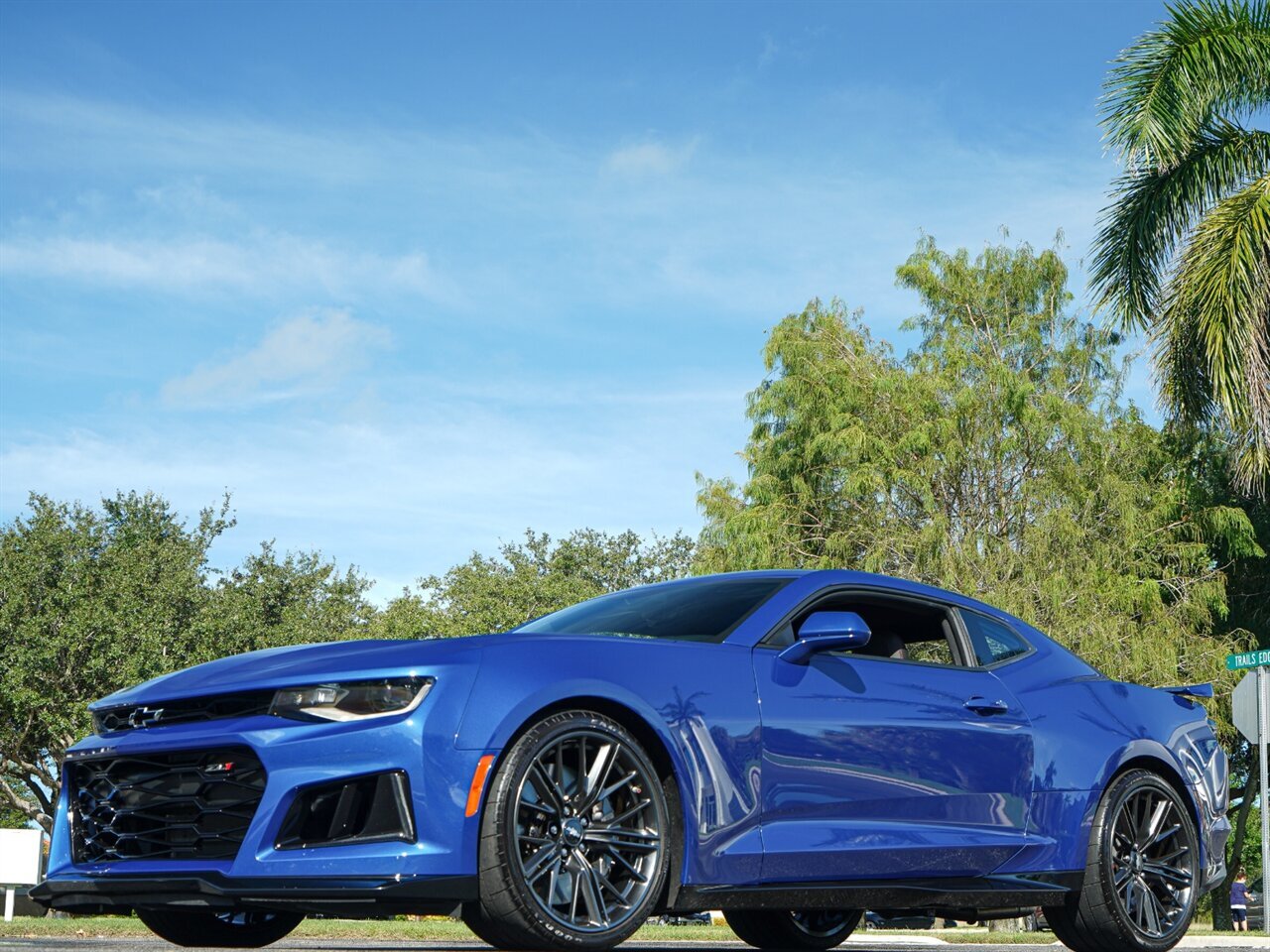 2019 Chevrolet Camaro ZL1   - Photo 11 - Bonita Springs, FL 34134