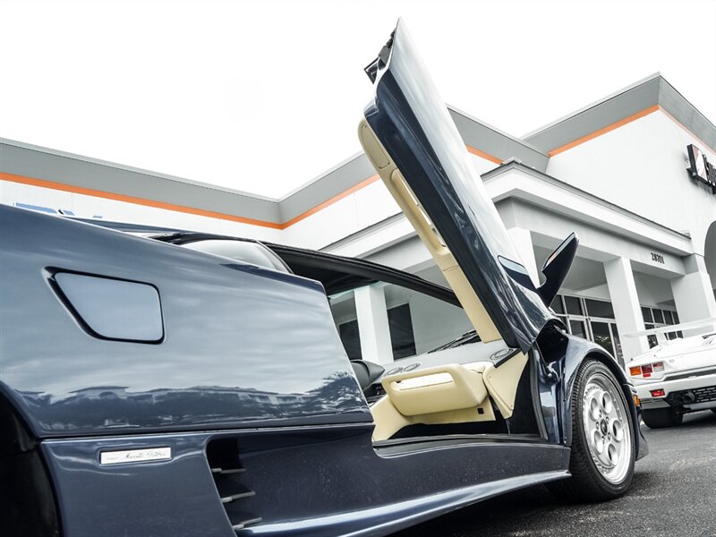 1995 Lamborghini Diablo VT - Photo 23 - Bonita Springs, FL 34134