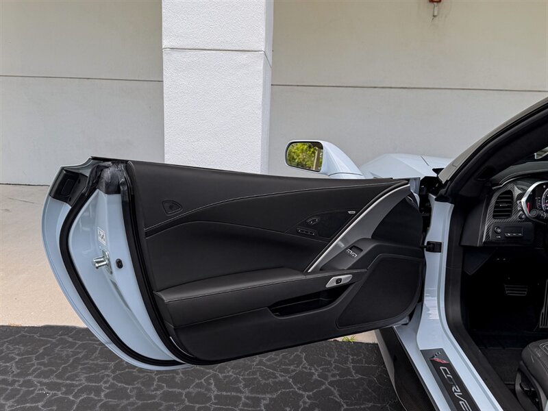 2019 Chevrolet Corvette ZR1 - Photo 23 - Bonita Springs, FL 34134