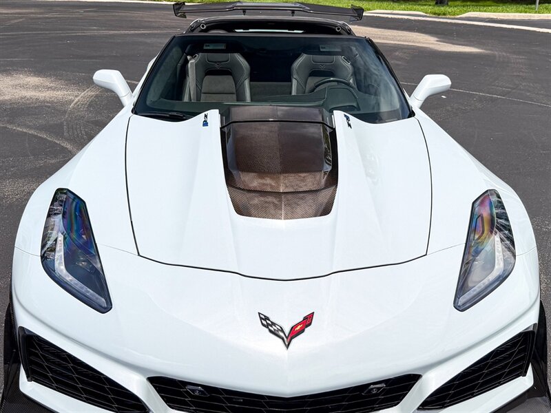 2019 Chevrolet Corvette ZR1 - Photo 4 - Bonita Springs, FL 34134